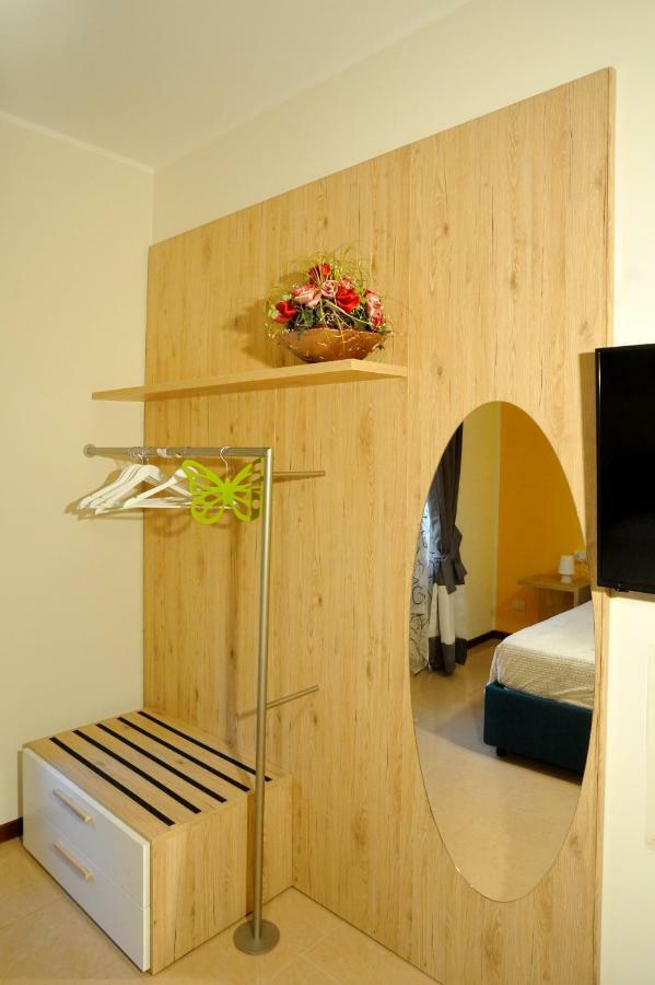 Pied A Terre - Atelier Apartment Verona Exterior foto